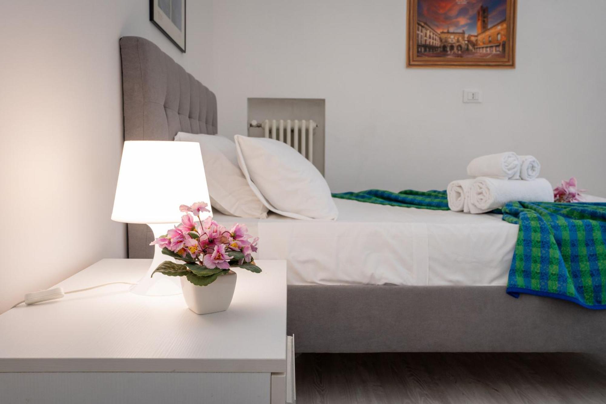 Station'S Apartments Μπέργκαμο Εξωτερικό φωτογραφία